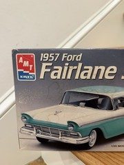 amt/ertl 57 ford fairlane 500 model kit #8028
