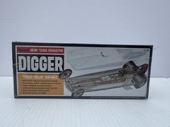 AMT 602 Plymouth HEMI Digger Cuda Dragster 1:25 Sealed Model Kit