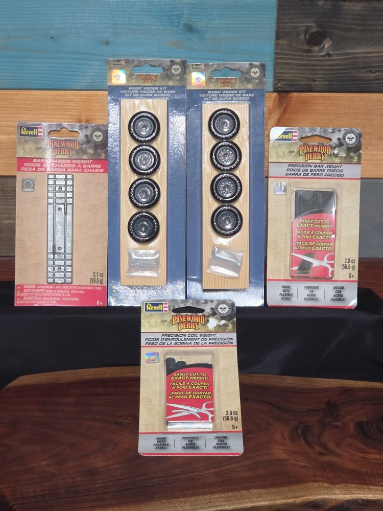 2014 Revell Pinewood Derby (2) Wedges And Wheels, Chassis, Bar And Coil Weights