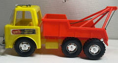 Vintage 1972 Lindberg Heavy Equipment Wrecker Tow Truck Kit w/ Original Box