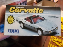 MPC/Ertl 1987 Chevrolet Corvette Roadster 1986 1:25 Model Kit New Open Box #6213