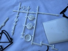 1963 Revell Model Kit 1957 Chevy Chevrolet 1/25 Bel Air Box & Parts Only No Body