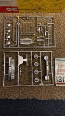 HUBLEY 1960 FORD COUNTRY SEDAN 4-WAY PLASTIC MODEL KIT UNBUILT NMIB 154K-170
