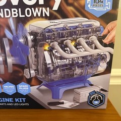 Discovery Mindblown Model Engine Building Kit 4 Cylinder Combustion STEM *NEW*