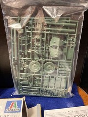MIB Soviet Field Howitzer SU-122 (M-30) by Italeri in 1/35 scale