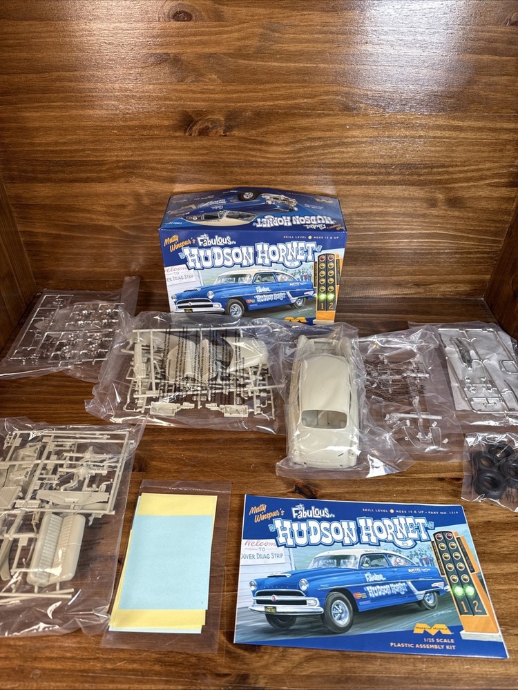 M6d NIOB sealed parts Moebius Models Matty Winspur’s Hudson Hornet Model 1/25