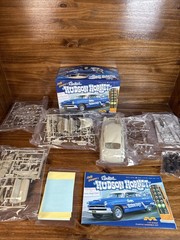 M6d NIOB sealed parts Moebius Models Matty Winspur’s Hudson Hornet Model 1/25