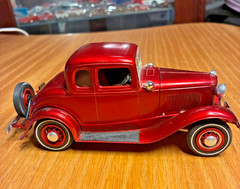 1932 FORD V8 COUPE AMT MODEL KIT ” BUILT “