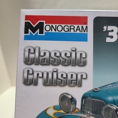 1932 Ford Street Rod Classic Cruiser Model Car Kit by Monogram 1:24 Scale.