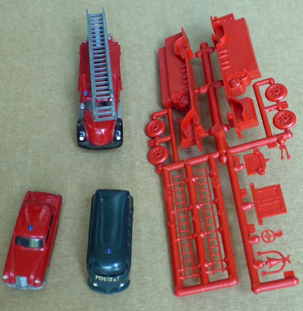 Wiking HO Mercedes 220 & HO German Ladder Truck & VW Polizei Van & Truck Kit