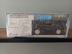 AMT ’34 Ford 5 Window Coupe Model Car Kit 1/25 Scale, sealed parts 1996 Vintage
