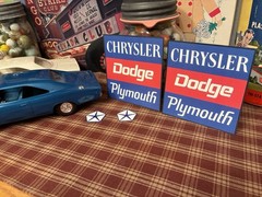 CHRYSLER DODGE DEALERSHIP SIGN PANEL SET “J-Kraft” PROMO MODEL CAR SIZE 1:25