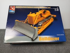 AMT ERTL Construction Heavy Equipment Bulldozer 1:25 Model 31769 Open Box