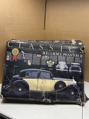 Classics Collection Rolls-Royce Phantom III 1:16 Revell 8816 Model Kit READ