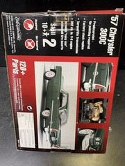 AMT 30247 57 CHRYSLER 300C 1/25 MODEL / METAL BODY CUSTOMSHOP