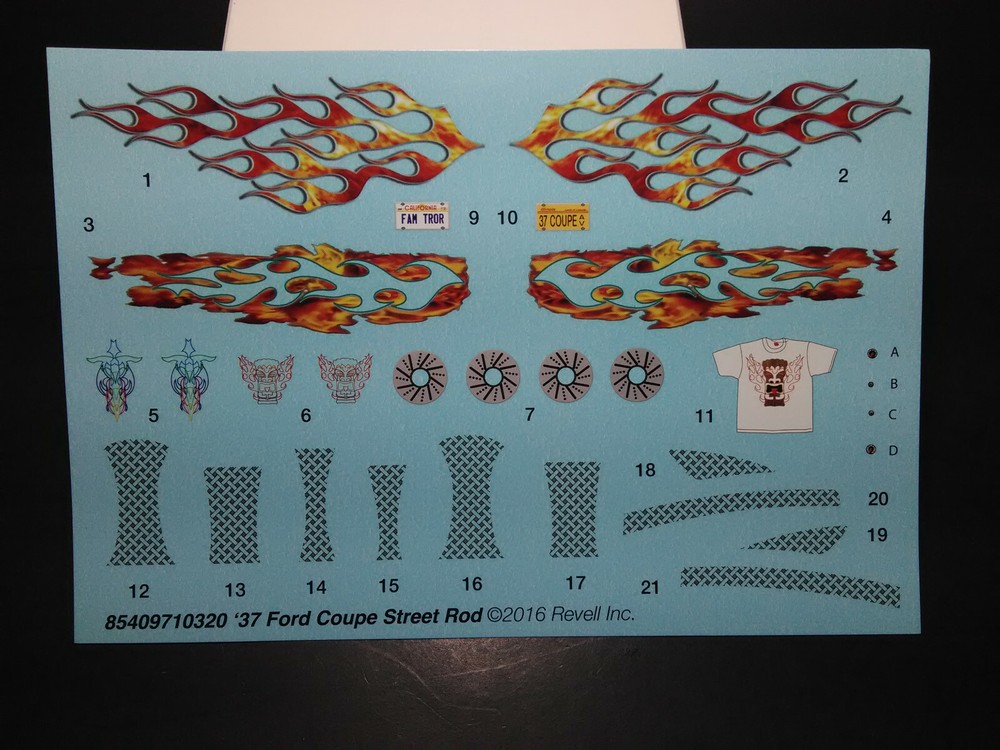 1937 37 Ford Coupe Street Rod 1/24 waterslide decal sheet flames pinstripes