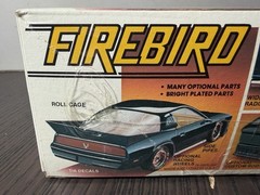 ’82 PONTIAC FIREBIRD 1:25 scale model kit MPC #1-0808 1980s Sealed Kit
