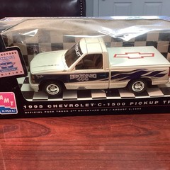 AMT ERTL 1995 CHEVROLET C-1500 OFFICIAL PACE TRUCK BRICKYARD 400 PLASTIC PROMO