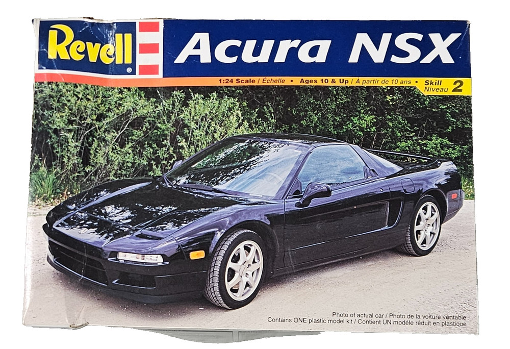 Revell – Acura NSX – 1/24 Scale Model Kit 85-2577 – Factory Sealed New