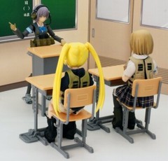 TomyTec 1/12 DESK Little Armory LD013 Defense School Desk Plastic Model Kit