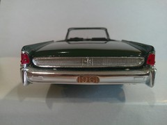 AMT 1961 Lincoln Continental Convertible Built model 1/25 Read Description