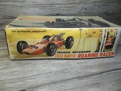 vintage Montgomery Wards Indianapolis race car Wards riverside 160 mph car Z5