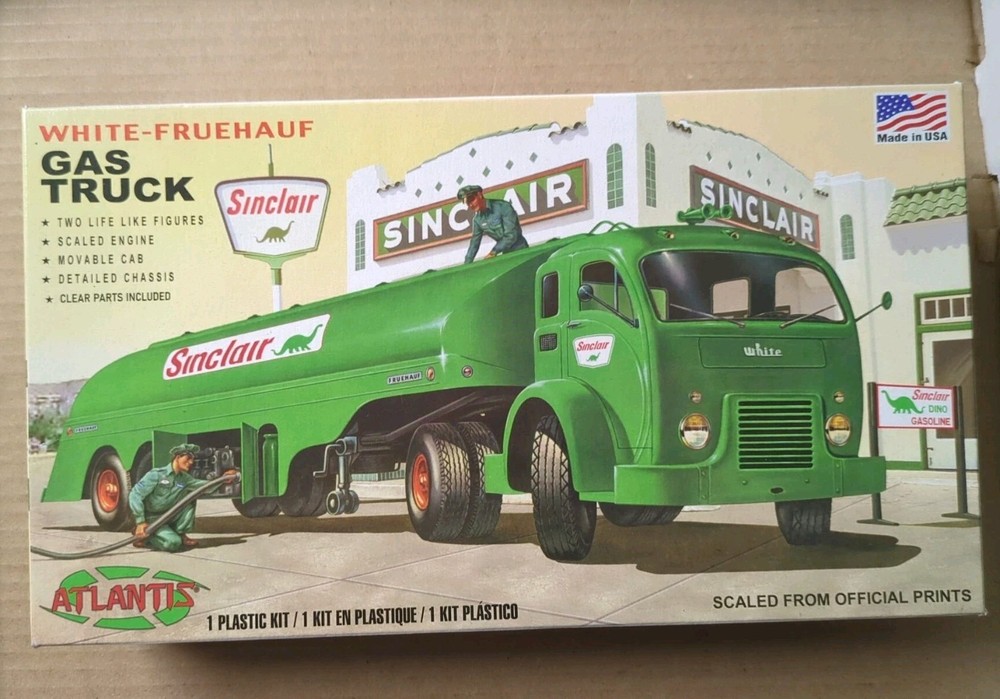 Atlantis White-Fruehauf Sinclair Gas Truck Model Kit H1402 Open Box Parts Built