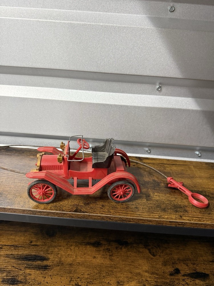 VINTAGE REVELL MODEL T WIND UP OLD Works! Revell Ford Model T 1911 Antique Auto