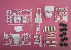 Kenworth W900 Semi Truck Model Kit 1:25 Scale Heavy Duty Big Rig