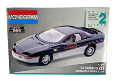 Monogram Indianapolis 500 Pace Car ’93 Camaro Z28 Model Kit 1/25 Sealed #2964