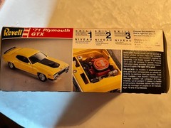 Revell 1/24th Scale Model Kit – ’71 Plymouth GTX