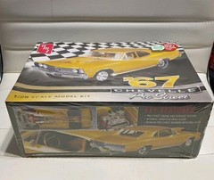 AMT 1/25 1967 Chevy Chevelle Pro Street Model Kit – Gold (AMT876)