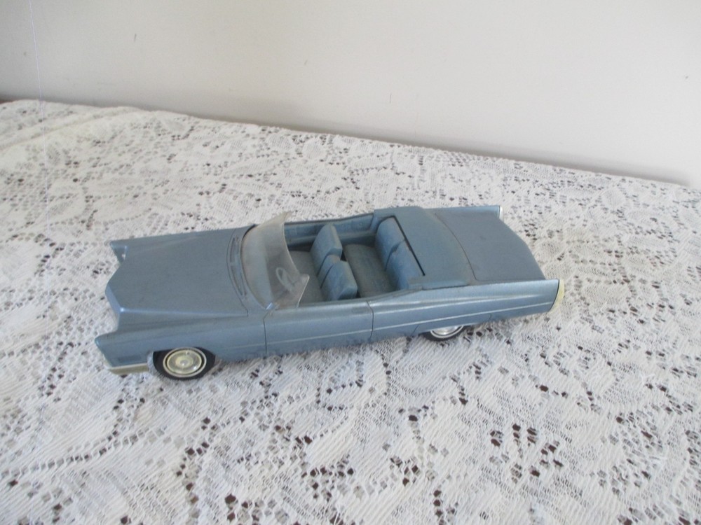 VINTAGE 1967 CADILLAC CONVERTIBLE DEALER PROMO CAR