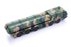 1/72 Chinese PLA DF-100 Cruise Missile Tricolor Camouflage Resin Model NEW！