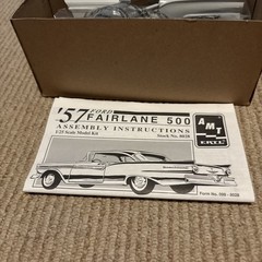 AMT 8028 1957 Ford Fairlane 500 Hardtop 3n1 1/25 Model Kit Never Built