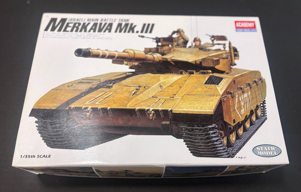 Academy 1:35 Israeli Merkava Mk.III MBT Main Battle Tank – #1391 – New
