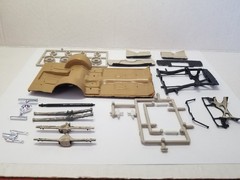 USED 1968 Plymouth Road Runner CHASSIS / SUSPENSION/HOOD from AMT 1:25 Model Kit