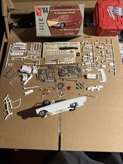 AMT 1964 Ford Galaxie 500XL Convertible 1/25 Model Kit 3-in-1