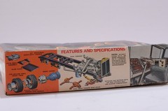 AMT PETERBILT CABOVER PACEMAKER 352 TRACTOR SCALE 1:25 MODEL KIT INCOMPLETE