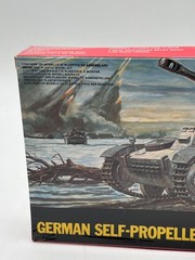 Vintage ESCI German Self-Propelled Howitzer Wespe 1/72 WWII Model Kit #8004