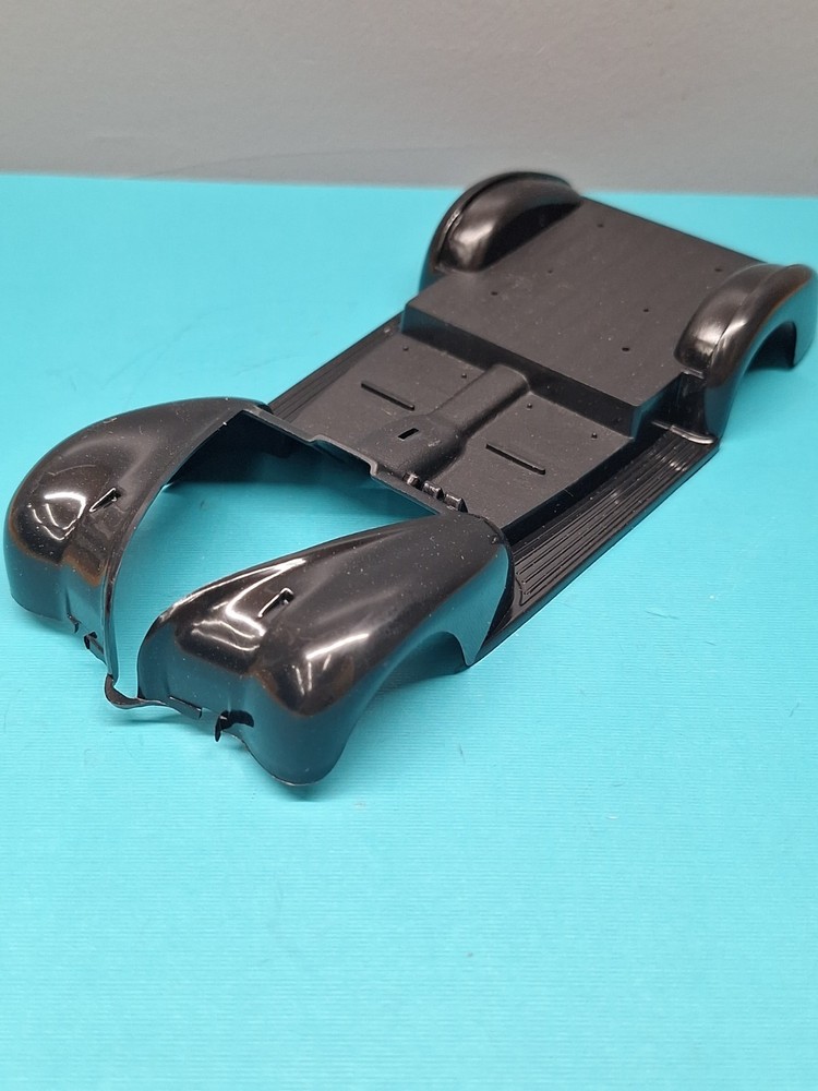 Revell AMT Ertl Monogram MPC 1/24 Model Part 1939 Chevy Coupe Fenders Floorpan