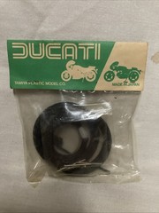 Tamiya 1:12 Scale Ducatil 900 Mike Hailwood Replica Model Kit # 14019 – New ￼