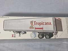 Vintage 1/32 AMT MATCHBOX SNAPFIT TROPICANA REEFER TRAILER FACTORY SEALED 1980