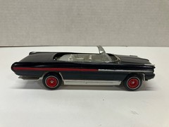 VINTAGE AMT 1/25 SCALE JUNKYARD 1962 PONTIAC CONVERTIBLE BUILT MODEL KIT