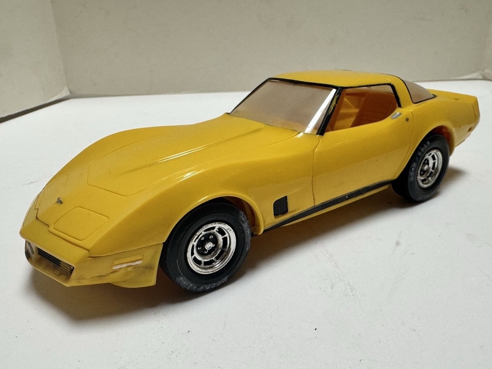 ERTL 1980 Corvette Dealer Promo Yellow Screw Bottom – Vintage