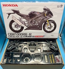 *US/CA Stock* Magic Factory 1/9 1405 Honda CBR1000RR-R FireBlade SP Black