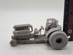Mini V12 Pulling Tractor 1/25 Scale Resin Model Kit