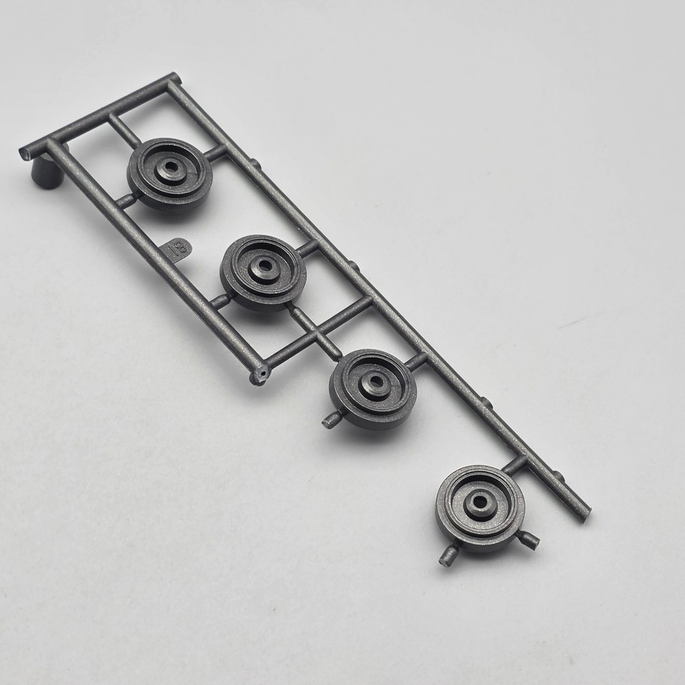 Monogram 1/25 1959 59 Cadillac Eldorado Parts Kitbash Wheel Hubs