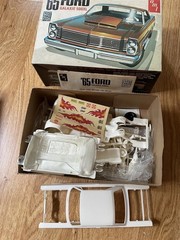 Vintage 1970’s Model Car Kit Lot of 8 Revell AMT Testors 1:25 1/25 1 sealed EXC