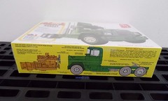 AMT 1/25 Mack R685ST Semi Tractor Cab AMT1039